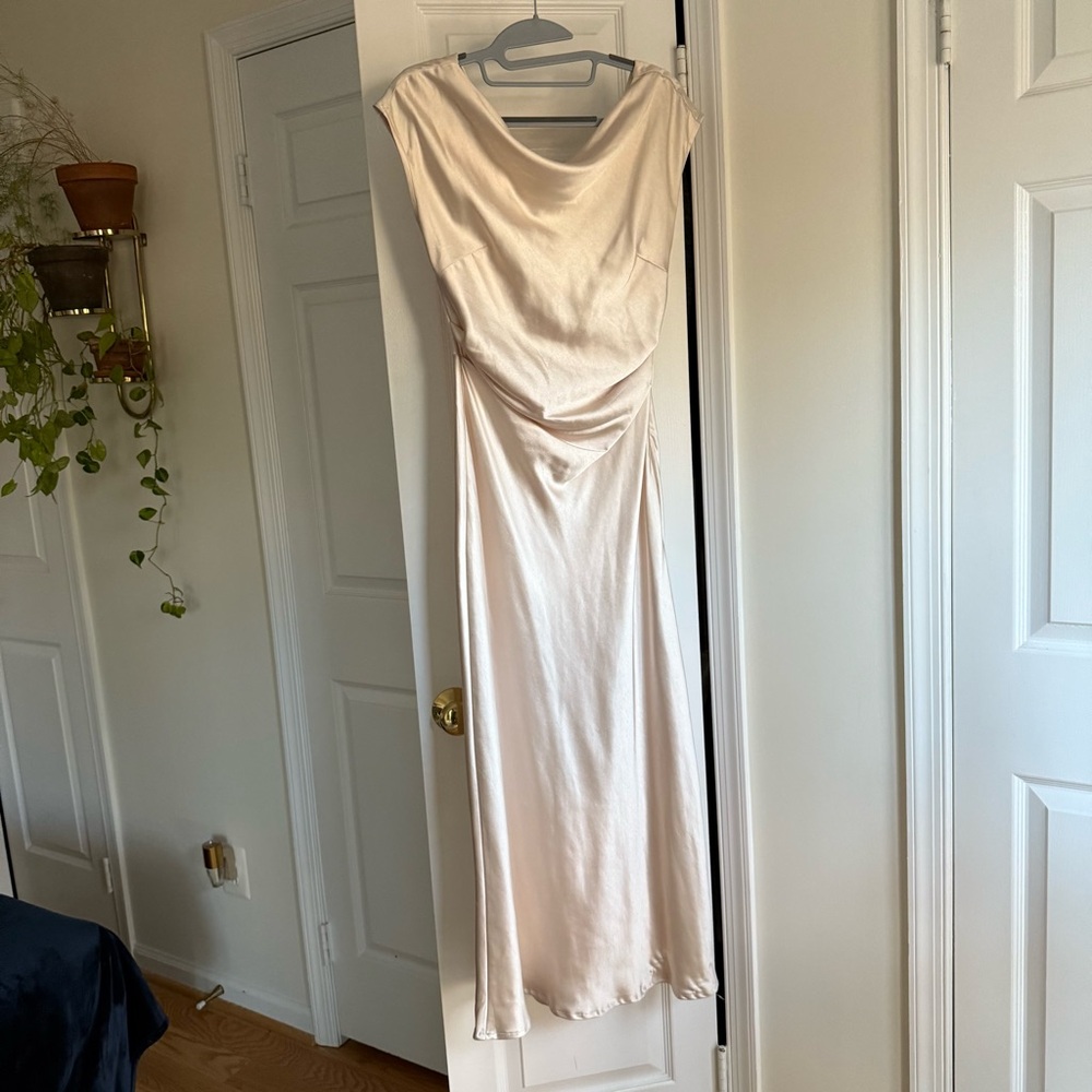 Hello Molly Champagne Gold Cream Satin Dress Size 6 Low Back Midi - Picture 4 of 8